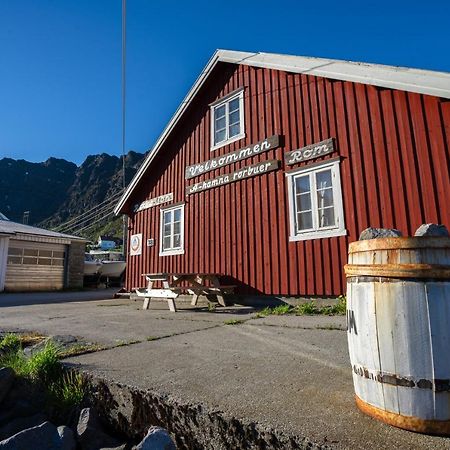 Å Lofoten A Hi Hostel מראה חיצוני תמונה